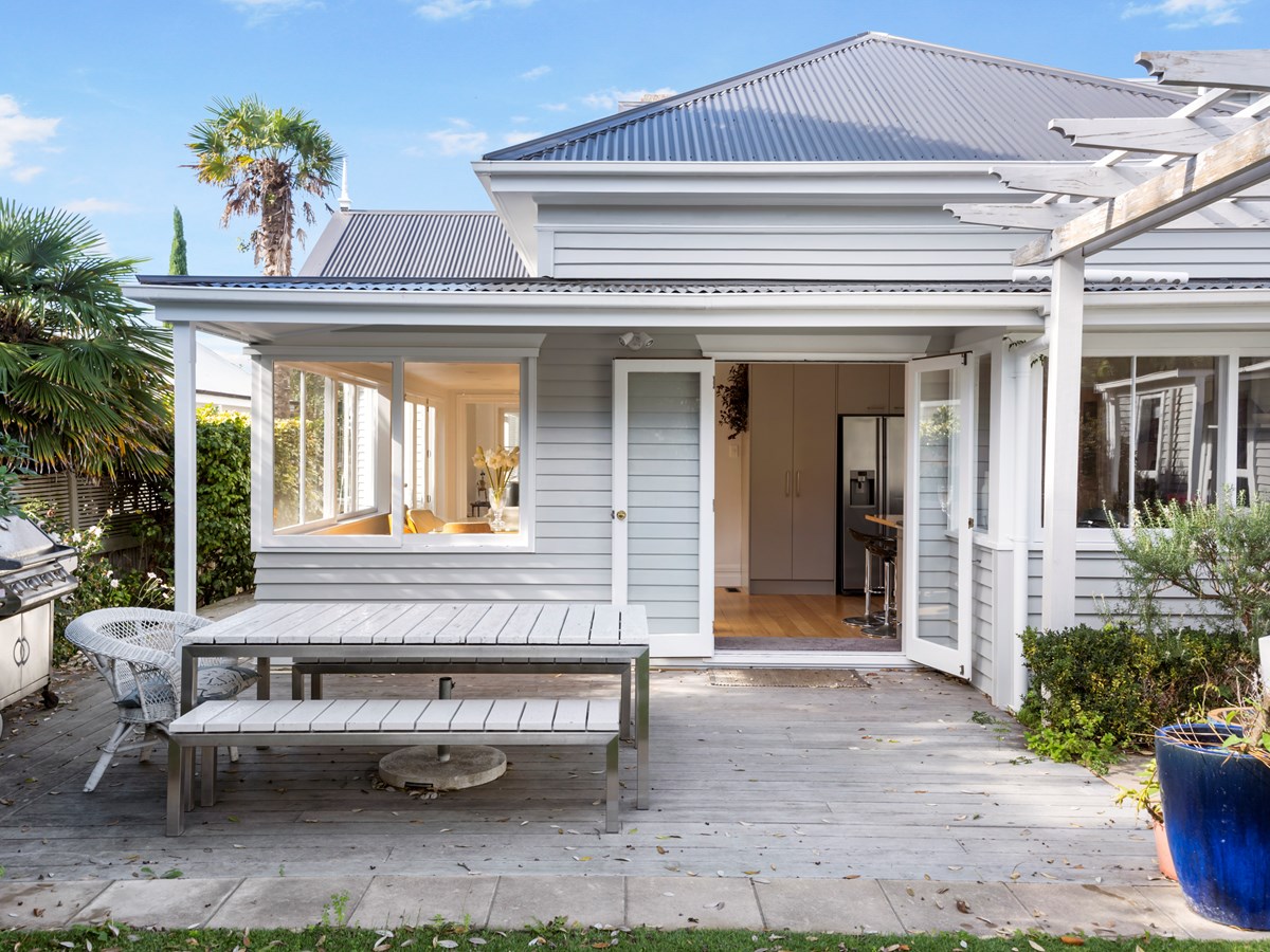 Umbraco.Web.PublishedCache.NuCache.Property